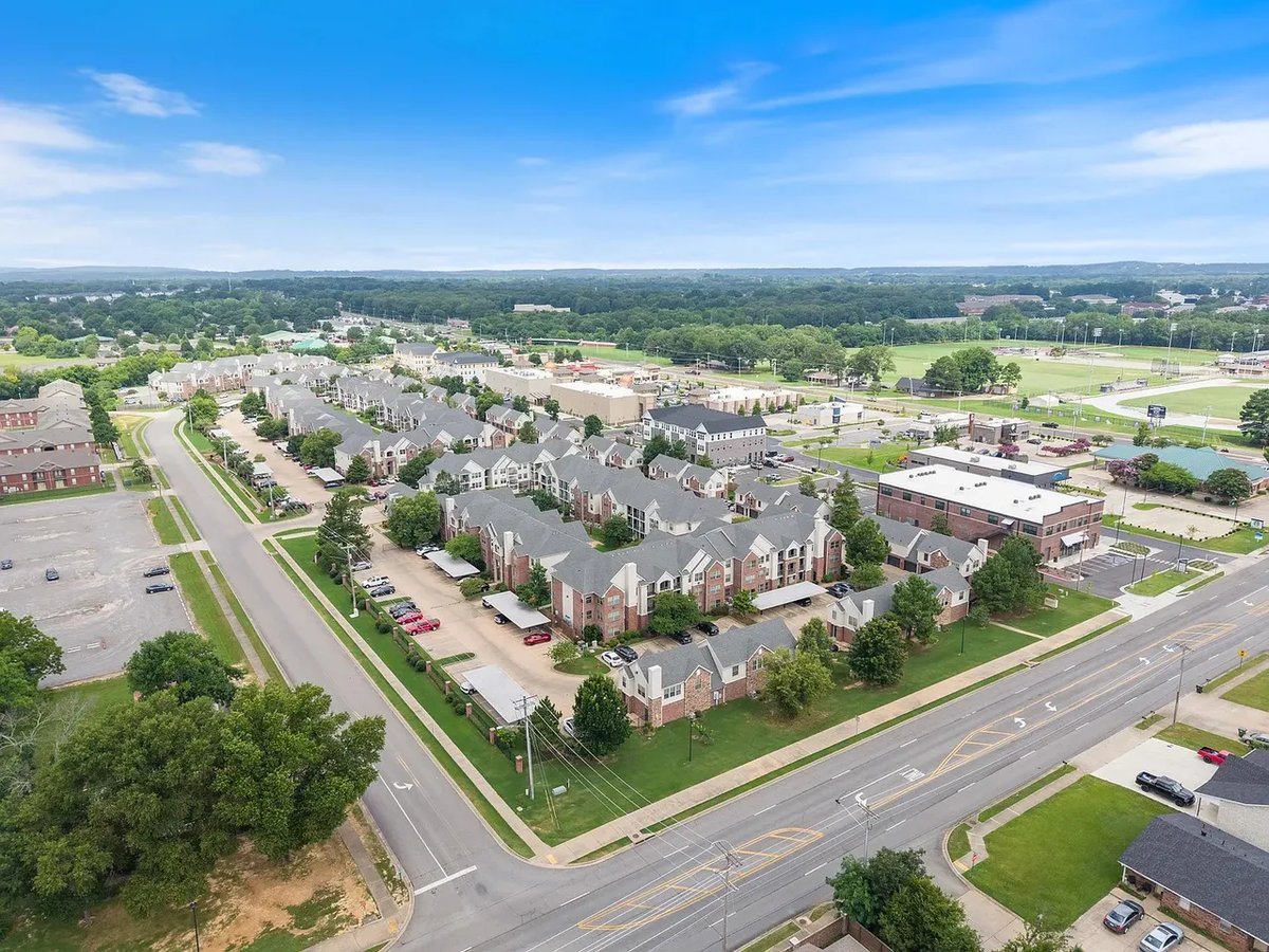 Donaghey Avenue District, AR - Centerstone Apartments - 835 S Donaghey Ave, Conway, AR 72034 | Realtor.com®